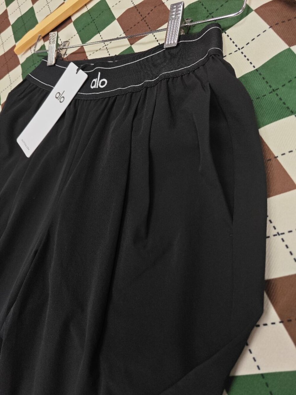 Women's Black ALO Yoga Suit Up Trouser 💙Athleisure Relaxed Fit Pants NWT💛 - Picture 4 of 9